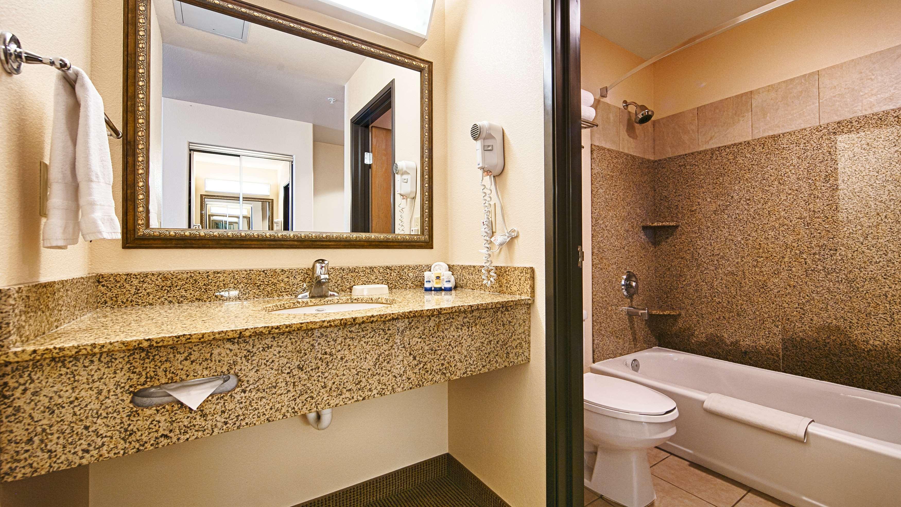 Best Western Territorial Inn And Suites Bloomfield Εξωτερικό φωτογραφία