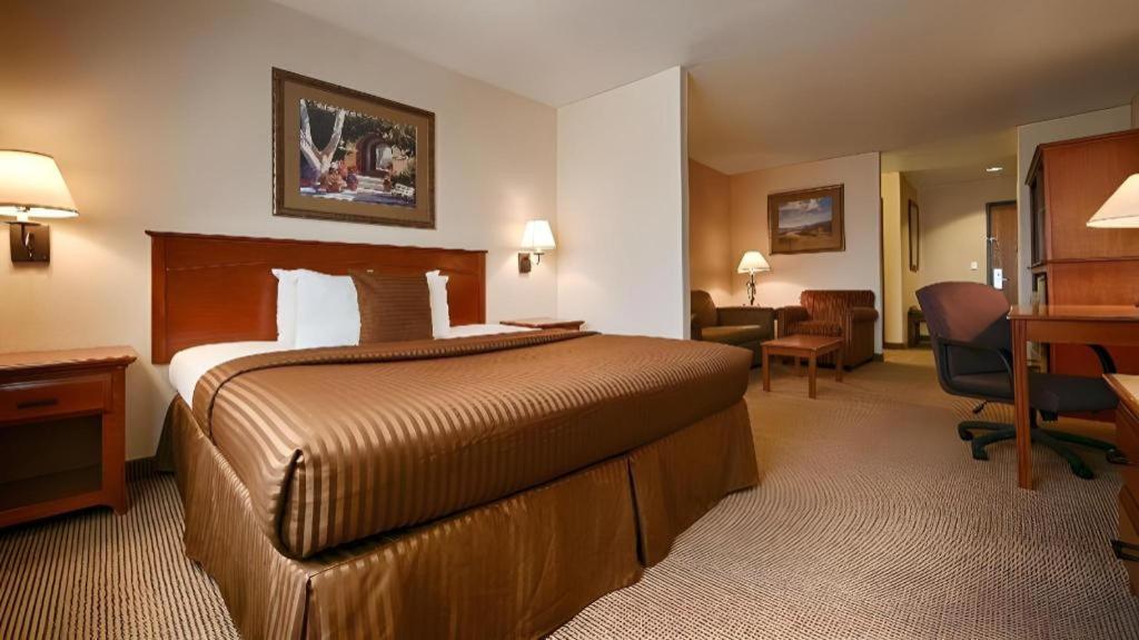 Best Western Territorial Inn And Suites Bloomfield Εξωτερικό φωτογραφία