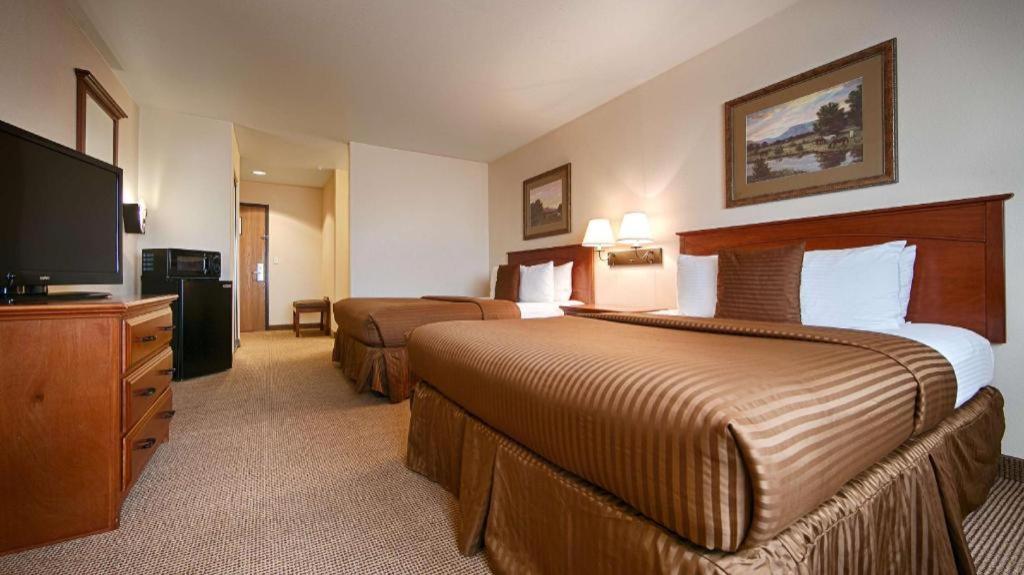 Best Western Territorial Inn And Suites Bloomfield Εξωτερικό φωτογραφία